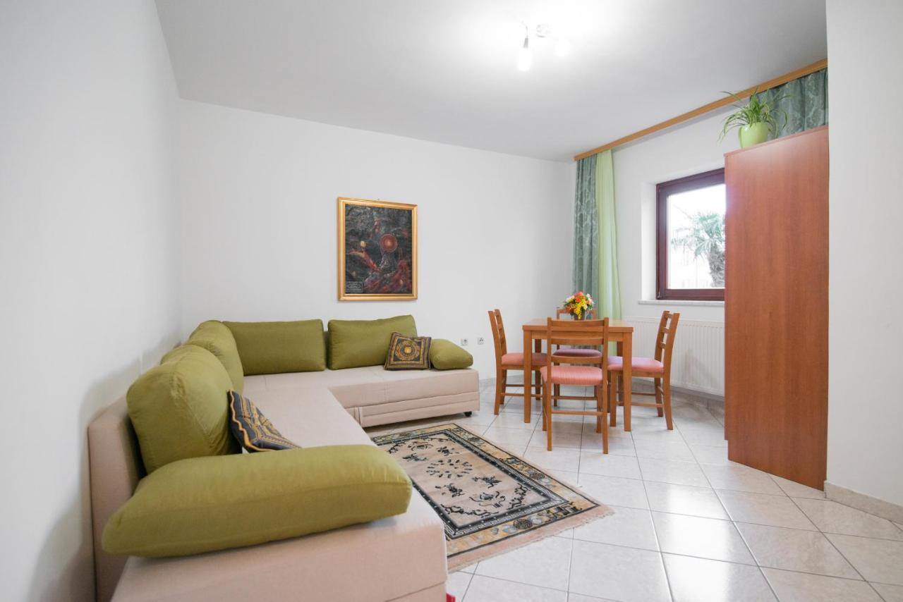 Apartment Punta Pegolota